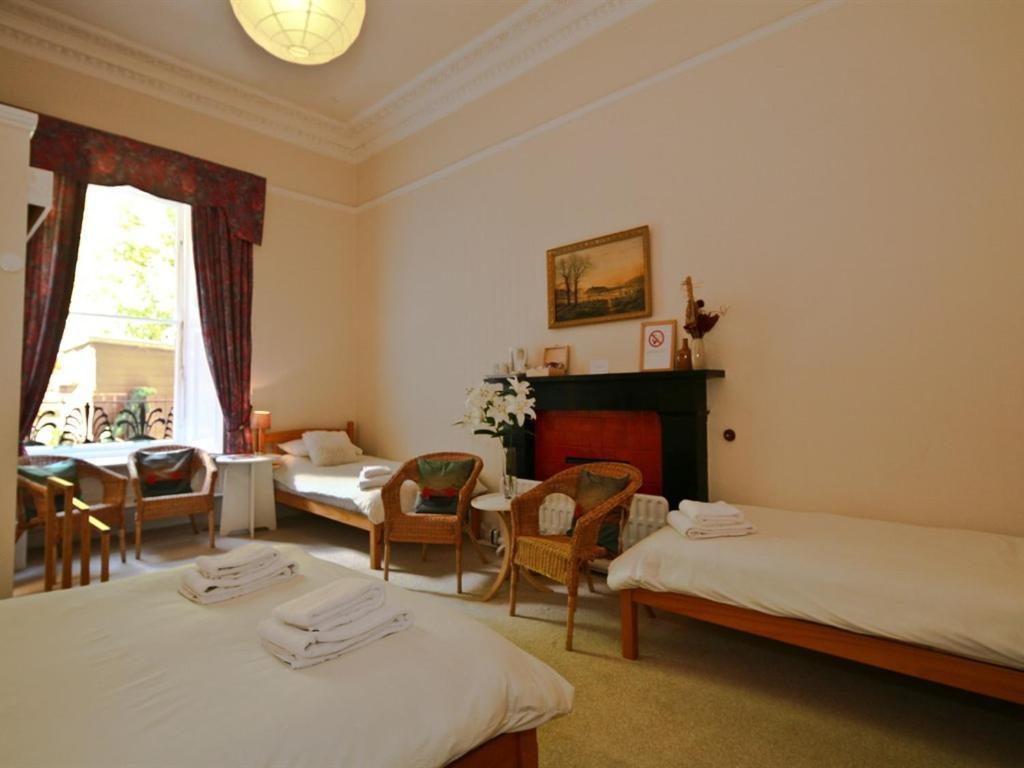 Halcyon House Hotel EDI Room photo