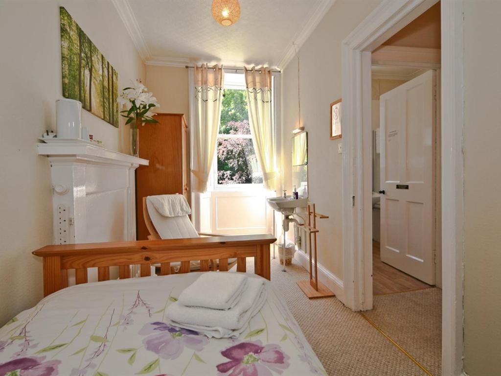 Halcyon House Hotel EDI Room photo